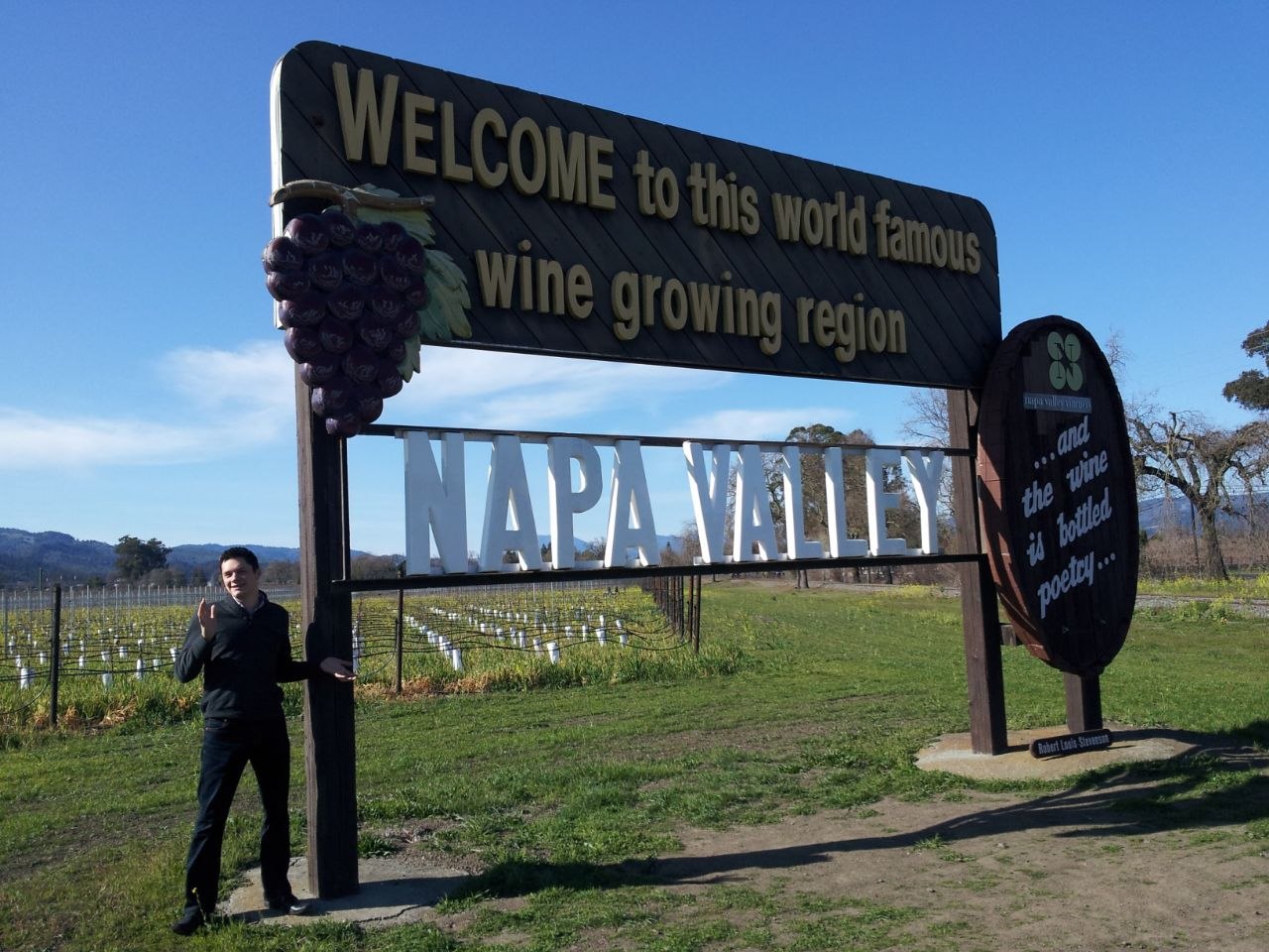 Robert Wallace at the Napa Valley welcome sign in California
